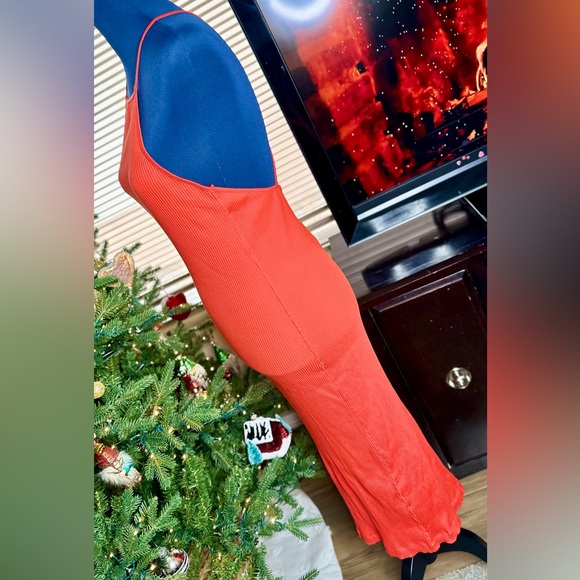 NWT! ZARA Fitted Red Strappy Ribbed Midi Dress - Picture 9 of 15